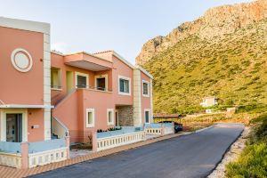 Marillia Apartment, Ставрос