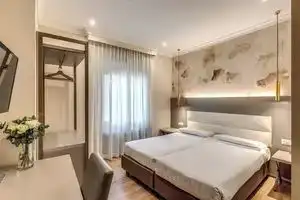 Flower Garden Hotel, Рим