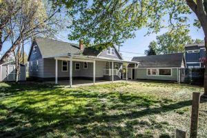 Heart of Boise-Close to St. Luke's-Charming 2 bedroom-Fully furnished/utilities, Бойсе