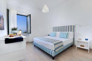 Amore Rentals - Appartamento Tramontano, Сорренто