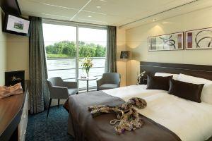 Crossgates Hotelship Medienhafen - Düsseldorf, Дюссельдорф