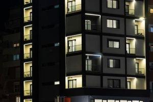 Destiny Hotel, Тирана