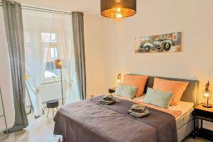 CaSa Apartment Modern Vintage Parking/Amazon Prime/family-friendly apartment, Магдебург