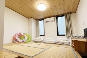 LOW COST RESORT MANZA BEACH, Онна