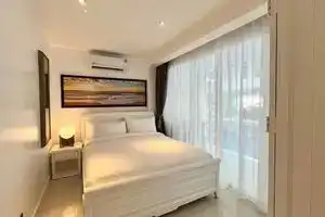 B12 - 2 Bedroom Serviced Apt with Pool Access, Karon Beach, Ката
