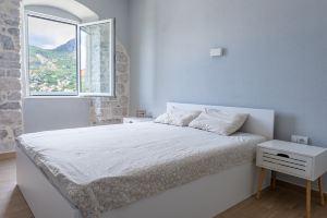 Stone Studio Flat 1 Min to Beach in Tivat, Лепетане