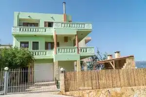 Eleni's Holidays House, Кисамос
