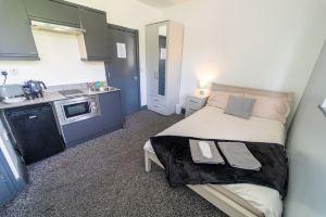 Spacious 1-Bed Studio in Birmingham, Бирмингем