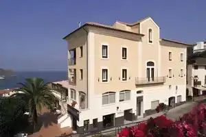 Hotel «Santa Caterina», Палинуро