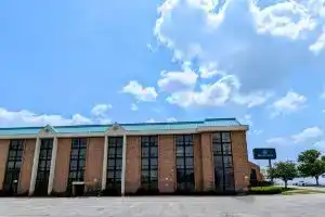 Апарт-отель «Drury Inn & Suites Stadium-», Канзас-Сити