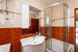 Drazen Charming First Floor Apartment, Новаля