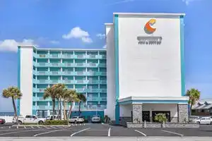 Отель «Comfort Inn & Suites Daytona Beach Oceanfront», Дейтона-Бич