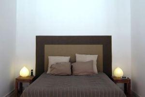 MARSEILLE VIEUX PORT: SPACIOUS & COZY DUPLEX APARTMENT, Марсель
