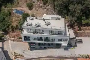 Hotel Aquilo, Калудерас