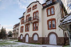 Villa Müller Apartment Max Liebermann 5 minutes to the rose garden, Бад-Киссинген