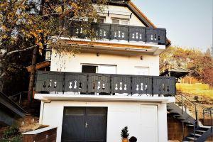 Family vacation apartment with children's room and billiard room, the, Балатонфюред