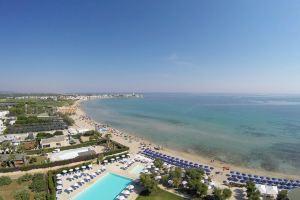HOLIDAYS IN PUGLIA ONLY 5 KM FROM THE BEACHES OF TORRE CANNE AND.... LOTS OF FUN, Пецце-ди-Греко