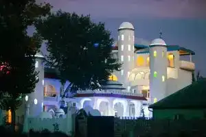 Villa Casablanca, Затока