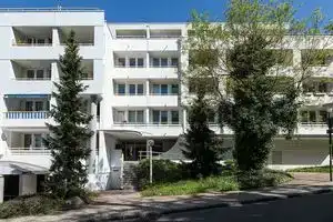 Hometown-Apartments, Лаймен