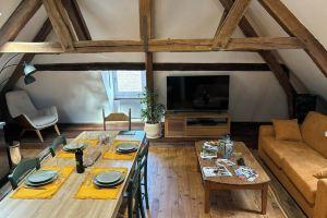 La Cabane Suspendue de Sarlat, Сарла-ла-Канеда