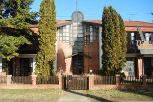 Primera Apartmanház, Харкань
