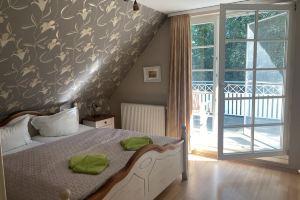 For families, friends, children. Large garden, 4/5 bedrooms, fireplace. Central!, Остзеебад Преров