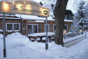 Hotel Im Tannengrund, Лангельсхайм