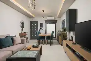 2 Bd Downtown Home with Private Parking 400 Meters Walk to the Beach, Ханья