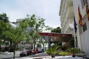 San Francisco, Ла-Пинеда