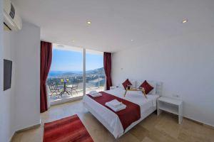 Villa Lumiere 3 Luxurious 5 bed Villa in Kiziltas Kalkan With sea Views, Калкан