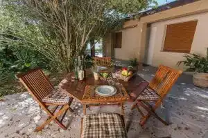 Beach front Holiday Home Villa Radanovic with Pool and Kotor Bay Sea View, Котор