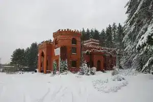 Ozernaya Hotel, Пено