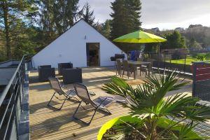 ATYPICAL HOUSING WELLNESS IN THE HEART OF NATURE, Кемпер