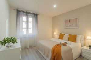 Zezio 44 by Rent All Como, Комо