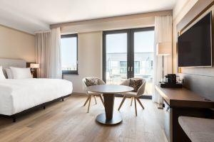 AC Hotel Wroclaw, Вроцлав