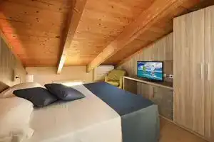Mansarda Cannes, Риччионе