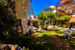 Zeren Alacati Butik Hotel, Алачати