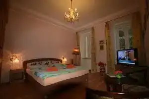 Apartment No. 2 Tržiště 29, Карловы Вары