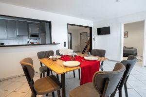 Serviceroom24 - Space in Gladbeck WLAN - Smart-TV - 24-7 check-in and kitchen, Гельзенкирхен
