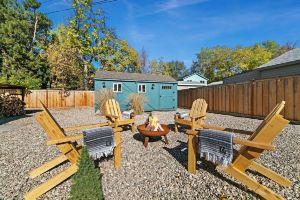 Charming 2-bedroom RIVERWAY COTTAGE in marvelous Boise with AC, WiFi, Бойсе