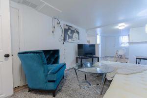 Cozy 1 Bdr in Heart of Logan Square & Near Train, Чикаго