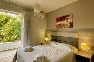 Eirini & Manolis Apartments, Плакиас