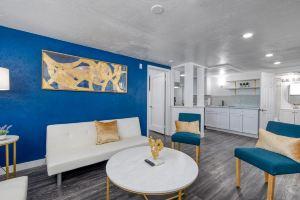 Modern Amenities with Onsite Parking and BBQ - Charming Retreat, Бойсе
