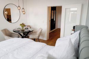 Design oasis for 3 with a view of Wismar harbor, Висмар
