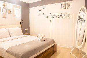Flat Near Coast with Shared Terrace in Karsiyaka, Измир