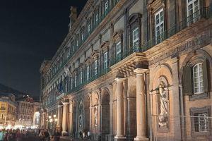 Vallese suite Quartieri Spagnoli Napoli, Неаполь