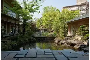 Отель «Wakura Onsen Notoraku», Нанао