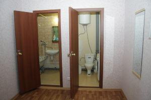 Solnechnaya Kvartira U Berezovoj Roschi Apartments, Казань