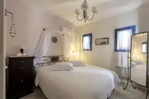 Earino Suites and Villa, Акротири