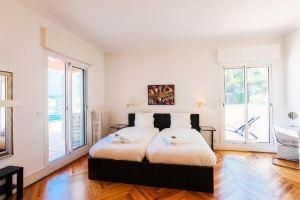 Le Cap de Nice VI4150 by Riviera Holiday Homes, Ницца